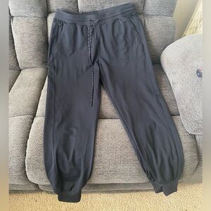 Women’s Zella joggers black size medium